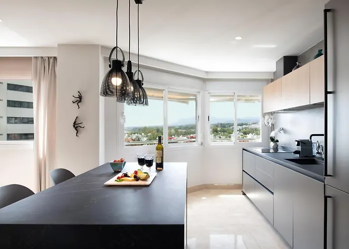 Apartmán Beachfront With Sea View
